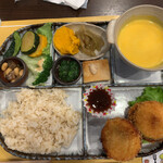 北広島野村園 NOMUキッチン的实拍图