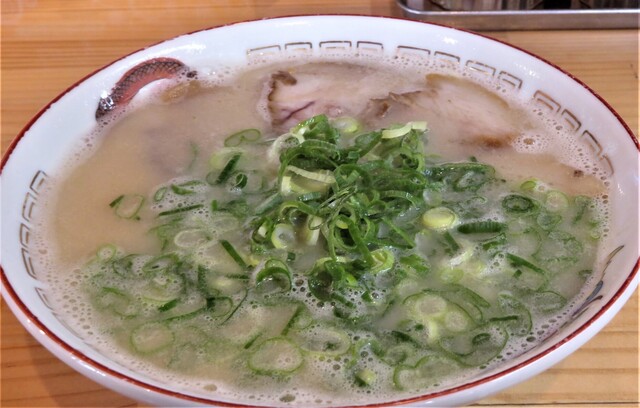 長浜ラーメン一番 福知山駅前店的实拍高清图
