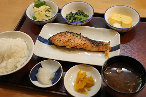 炭火焼魚定食と釜戸ごはん 天四食堂的實拍高清圖