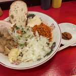 recommendations for ラーメン鷹の目 北千住店