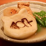 おでん×スタンド三徳六味 ESTフードホール的实拍图