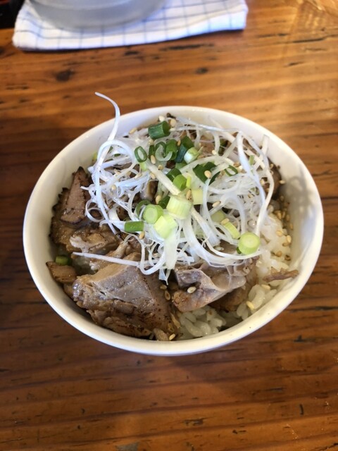 麺や 亀陣的实拍高清图