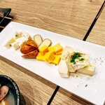 炭火焼きとん焼鶏 出陣 東高円寺店的实拍图