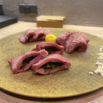 recommendations for YAKINIKUEN忍鬨 梅田店