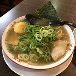 三興飯店的实拍图