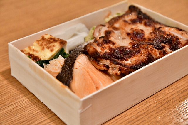 recommendations image for 刷毛じょうゆ 海苔弁 山登り GINZA SIX店