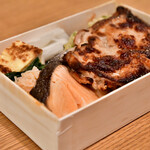 recommendations for 刷毛じょうゆ 海苔弁 山登り GINZA SIX店