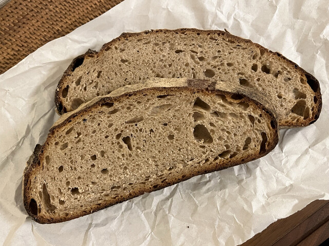 農家パン 弥栄窯的實拍高清圖