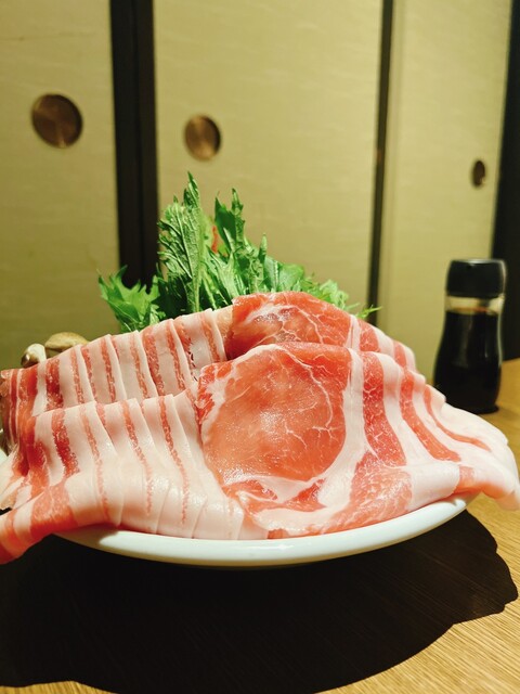 豚○商店 AISHI 新宿店的实拍高清图