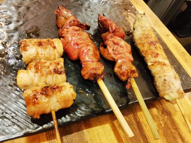 recommendations image for 炭火焼き鳥 十三 大森本店