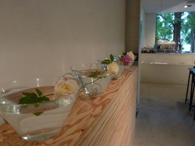 recommendations image for VADE MECVM. Showroom #2