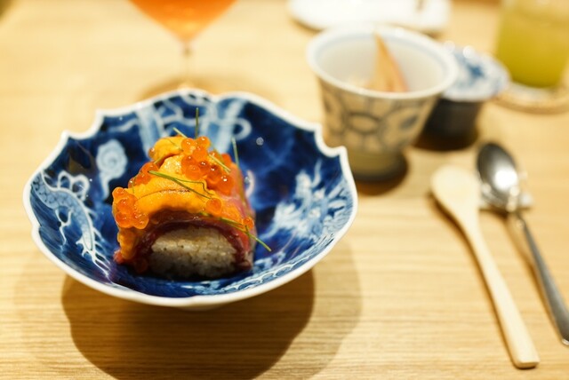 鮨 Suntos的实拍高清图