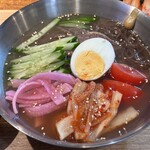 韓国家庭料理 つつむ的实拍图