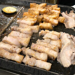 韓辛DELI 北野白梅町店的实拍图