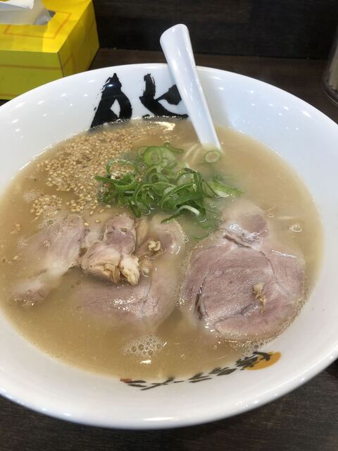 博多ラーメン 膳 筑紫野原田店的實拍高清圖