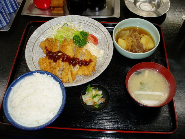 金四郎食堂的实拍高清图