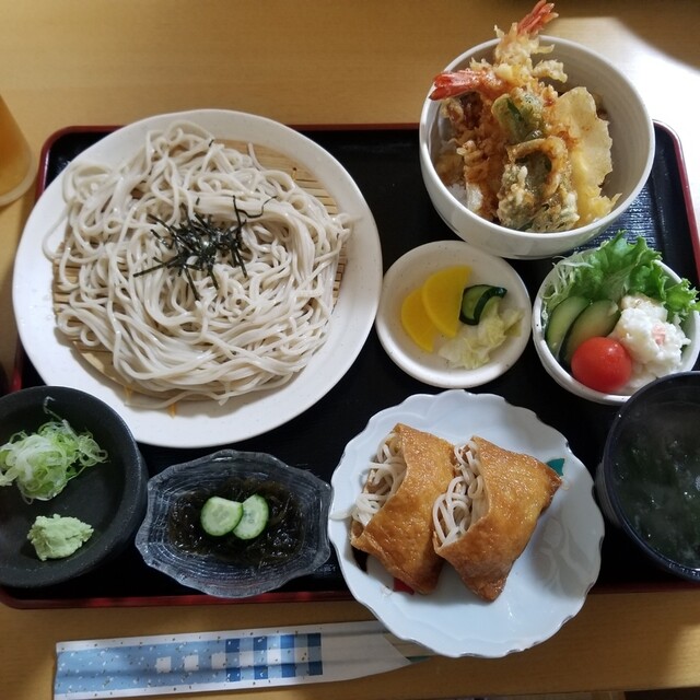 時金食堂的实拍高清图