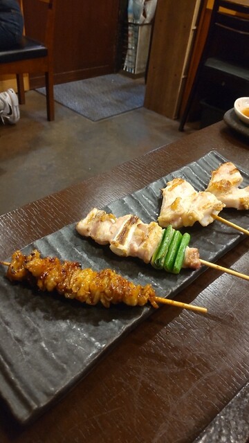 炭火肉酒場肉まる的实拍高清图