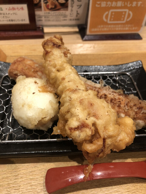本町製麺所 天 ルクア大阪店的实拍高清图