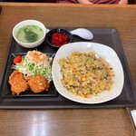 天山食堂的實拍圖