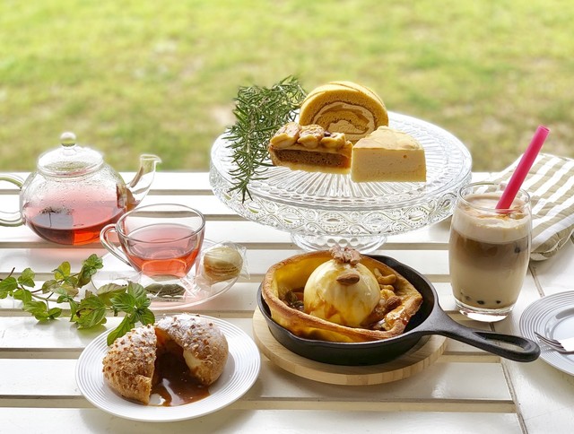 recommendations image for ベーカリーカフェ・ガーデンズ