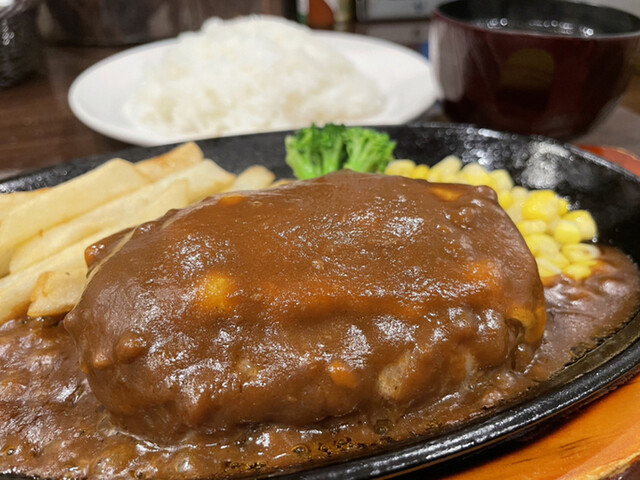 肉の万世 神田駅前店的實拍高清圖