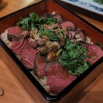 ラボス食堂的实拍图