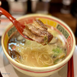 九州じゃんがららあめん 原宿店的實拍圖