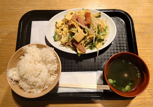 ナンクルナイサ　きばいやんせー 神保町店的實拍高清圖