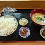 とろ〜り豚汁めし 八百食堂的實拍圖