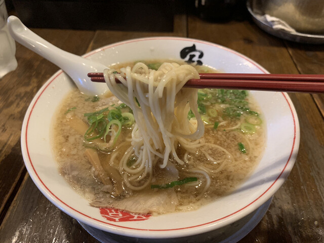 熟成細麺 宝屋 西小路五条店的實拍高清圖