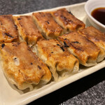 水炊き風もつ鍋 もつ彦 心斎橋ヨーロッパ通り店的實拍圖