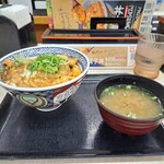 吉野家 南池袋店的实拍图