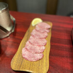卸)新宿食肉センター極 恵比寿店的實拍圖