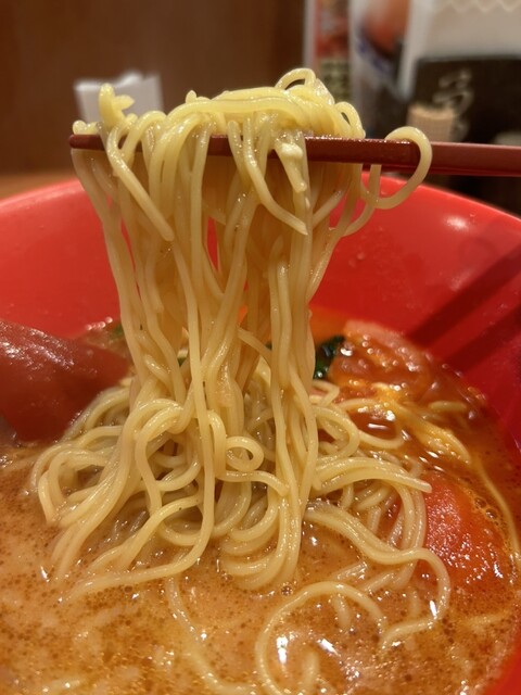 九州らーめん亀王 難波ＮＧＫ前店的實拍高清圖