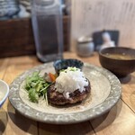 山本のハンバーグ 新橋食堂的實拍圖