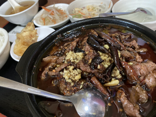 東和酒場的實拍高清圖