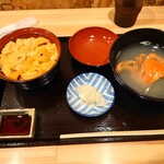 うに丼専科 うにどころ的实拍图