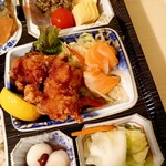 和食レストランとんでん 厚別店的实拍图