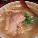 丸勝ラーメン的实拍图