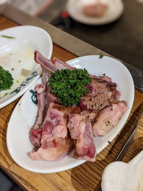 羊肉炭火焼 肉汁屋的實拍高清圖