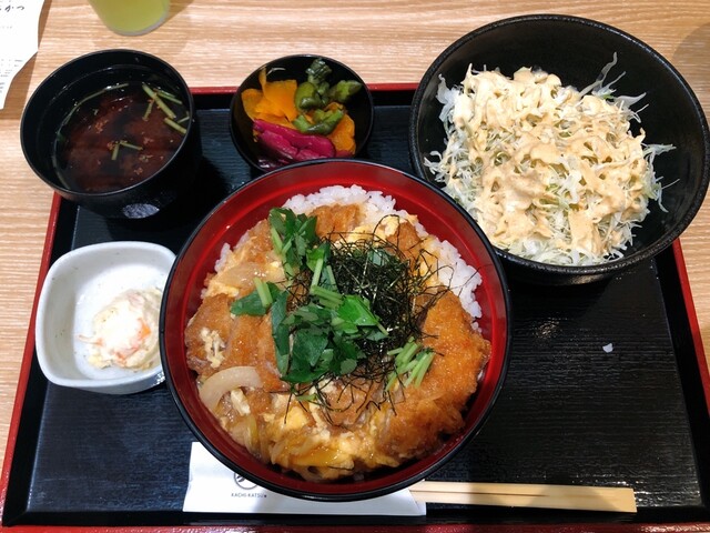 手切りロース かちかつ 品川シーズンテラス店的實拍高清圖