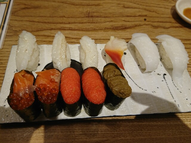 個室で愉しむ寿司食べ放題居酒屋 魚っ酒 札幌店的實拍高清圖