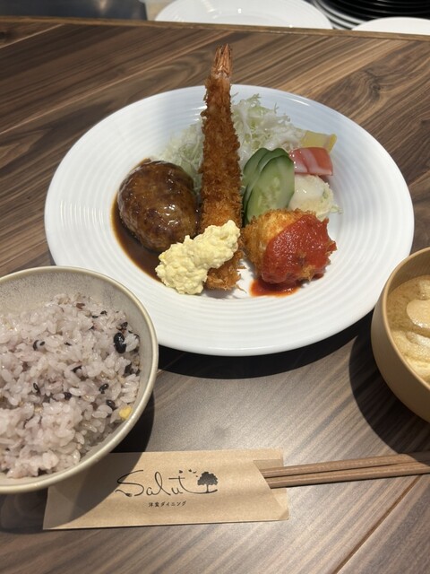 洋食ダイニングSalut的實拍高清圖