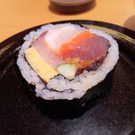 スシロー 新宿東口店的實拍圖