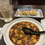 隠厨 中国菜館的实拍图