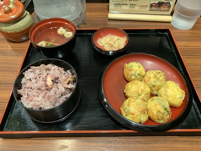 たこ家道頓堀くくる 大丸梅田店的实拍高清图