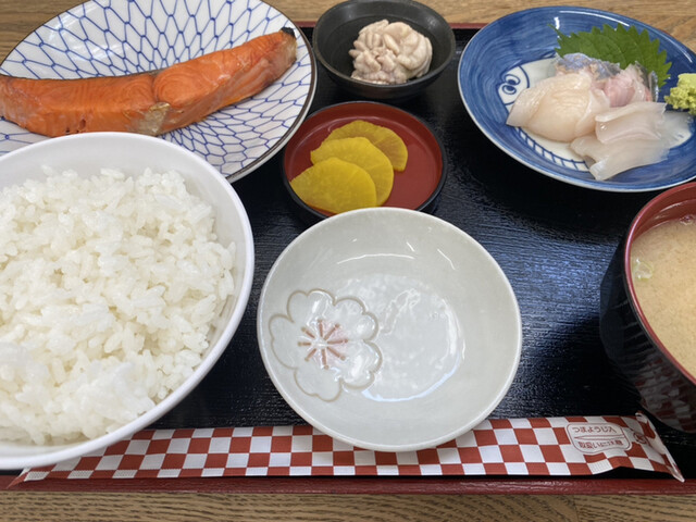 朝市食堂的實拍高清圖