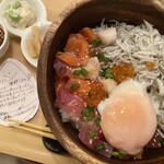 こめらく お茶漬けといろどり唐揚げ。 新宿ミロード店的实拍图