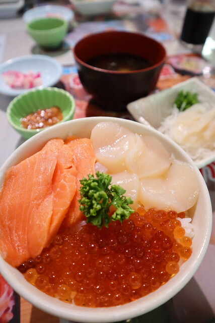 函館朝市 栄屋 よさこい食堂的实拍高清图
